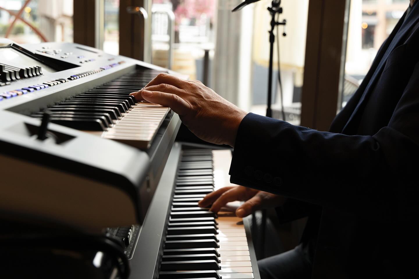 Seven weeks of piano bar this summer